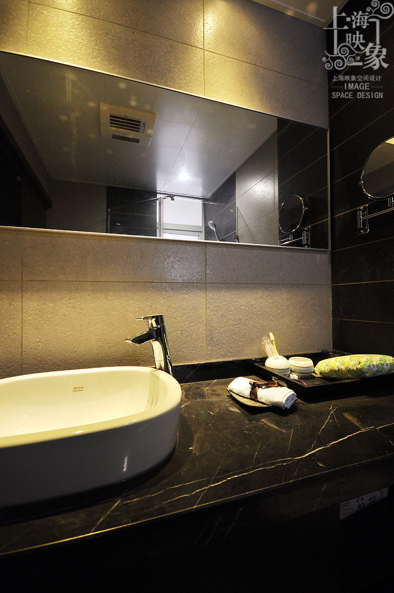 简约 二居 卫生间图片来自上海映象设计-无锡站在【高清】半包18万装150平一米阳光29的分享
