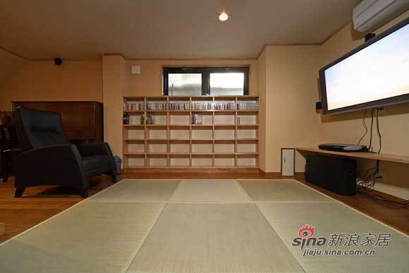 简约 公寓 客厅图片来自用户2738820801在8.6万潮爸装160平韩日暖屋10的分享