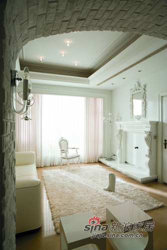 北欧 二居 客厅图片来自用户1903515612在气质白 赏心悦目的空间97的分享