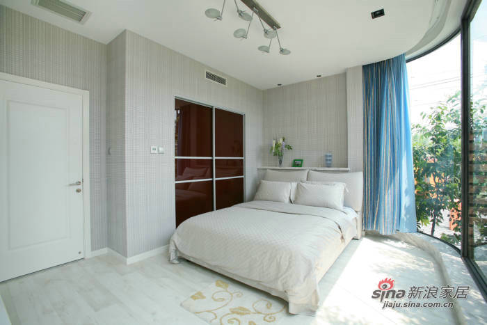 简约 四居 卧室图片来自用户2737786973在华阳.阳光华苑160㎡62的分享