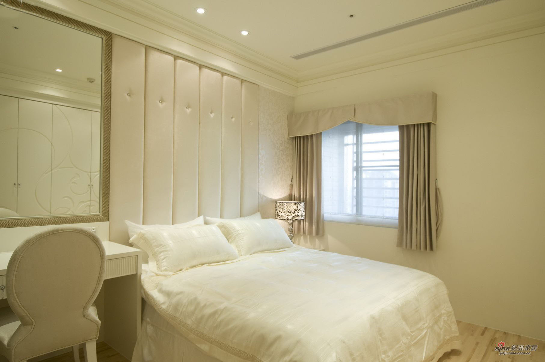 新古典 三居 卧室图片来自用户1907664341在8万倾薪打造白色100平古典风格69的分享
