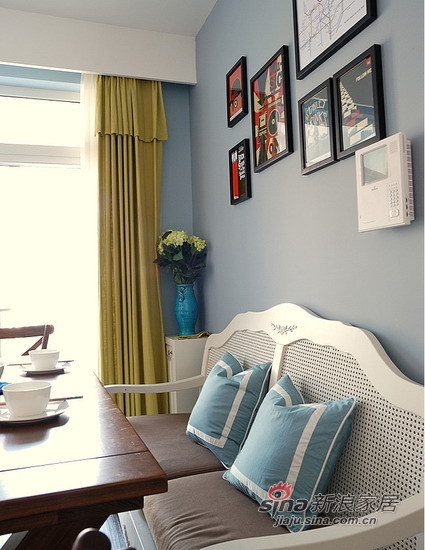 地中海 三居 客厅图片来自用户2757320995在实景8万装120平简约清爽蓝色海之家47的分享
