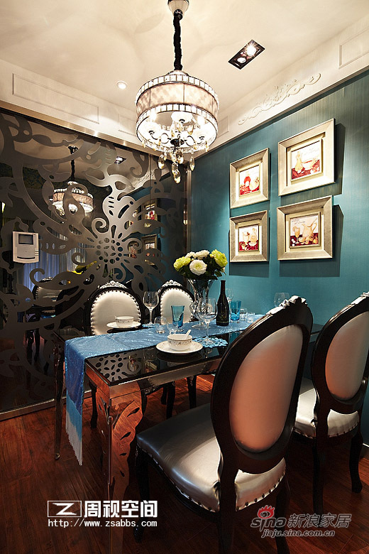 新古典 二居 餐厅图片来自杭州周视空间设计机构在【高清】白领165平浓妆艳抹色彩家53的分享
