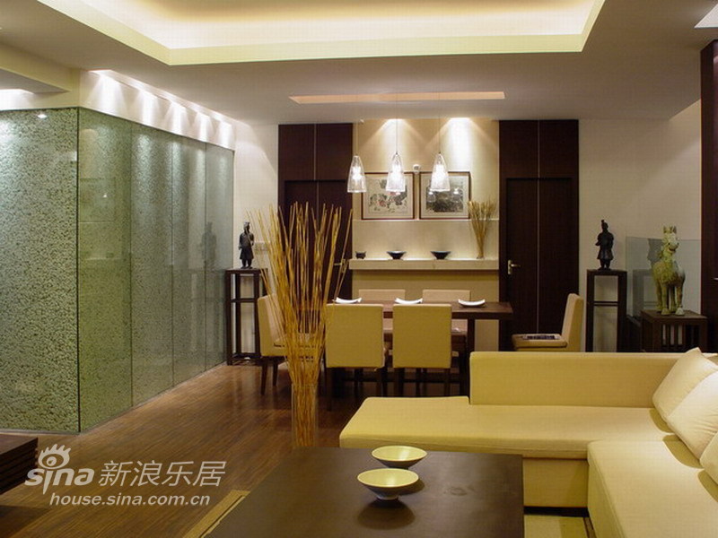 中式 三居 餐厅图片来自wulijuan_16在10万装修大气的中式风格23的分享