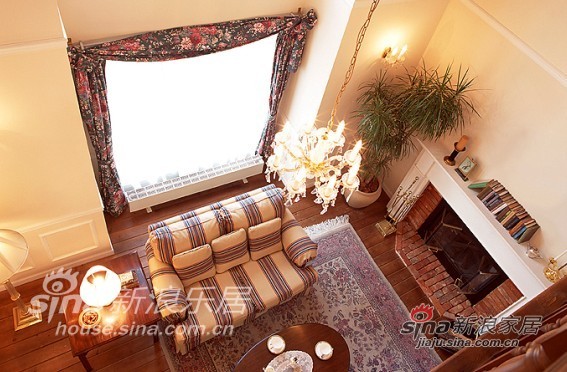 欧式 别墅 客厅图片来自用户2746889121在8万180平欧式房型简约化装36的分享