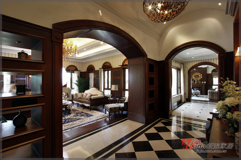 欧式 二居 客厅图片来自用户2746889121在350平超华丽欧式宫廷式别墅35的分享