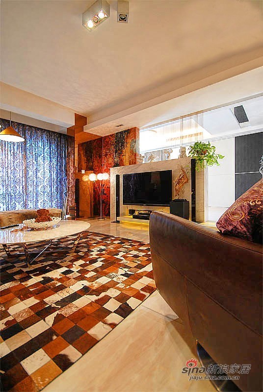 现代 三居 客厅图片来自佰辰生活装饰在海归夫妻120平超艺术范低奢家87的分享
