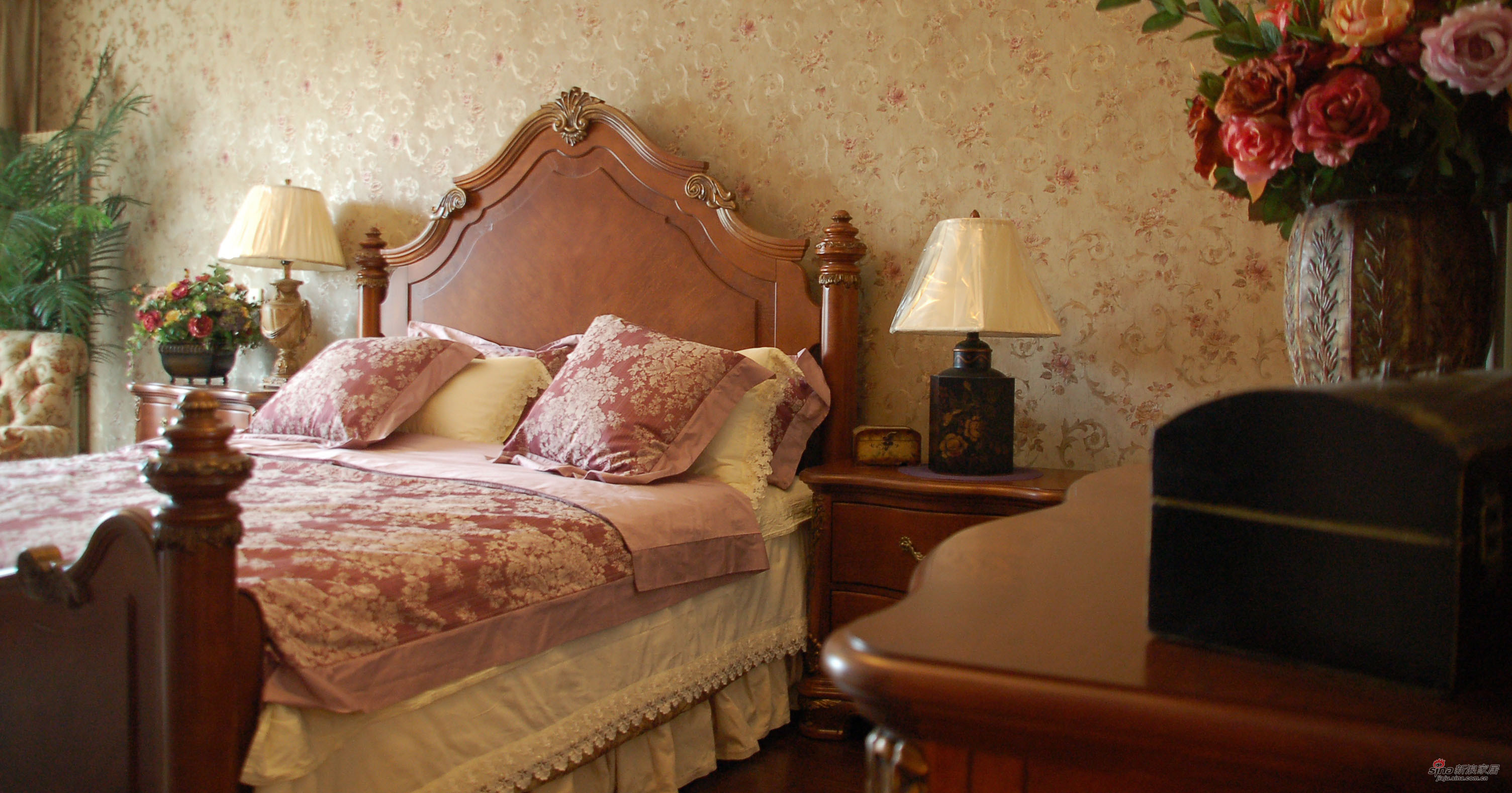 美式 别墅 卧室图片来自用户1907685403在【高清】美式风格380平米舒适休闲52的分享