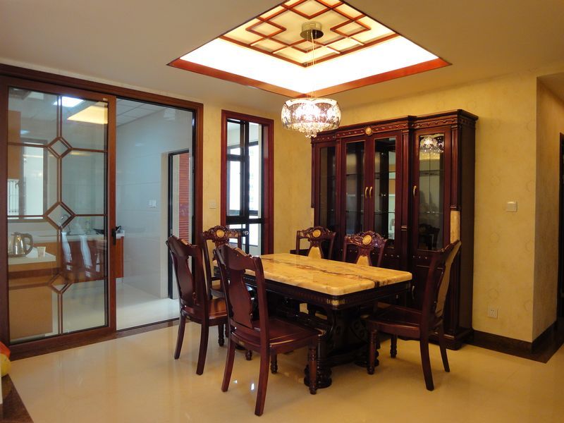 中式 三居 餐厅图片来自用户1907661335在140平米三室两厅新中式风格-中西混搭风格49的分享