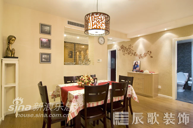 简约 二居 客厅图片来自用户2737950087在粤秀苑 简明设计风格60的分享