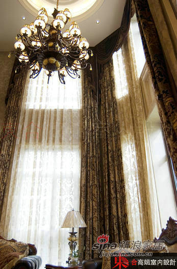 欧式 别墅 客厅图片来自用户2557013183在200平欧式风联排别墅16的分享