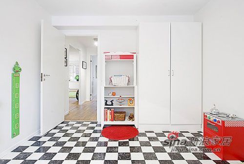 简约 二居 客厅图片来自用户2737782783在用黑白色调缔造瑞典风格2居86的分享
