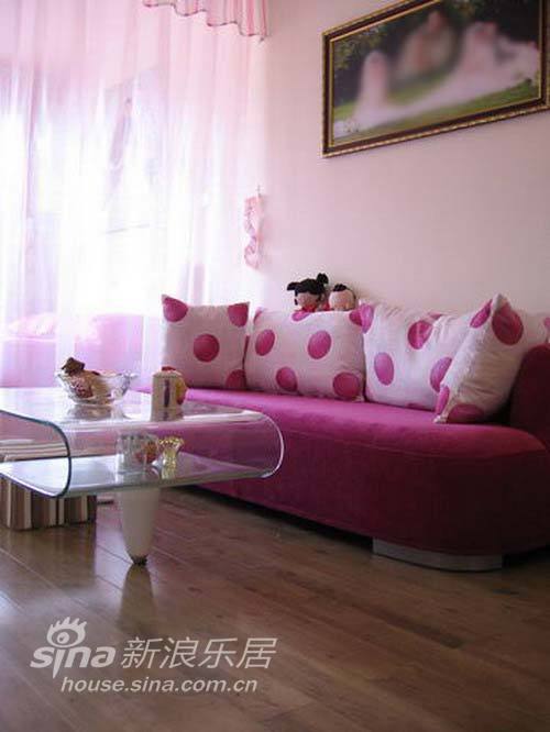简约 二居 客厅图片来自用户2738093703在温馨浪漫婚房设计94的分享