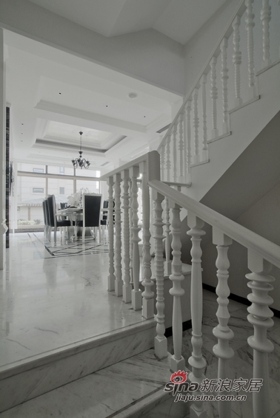 简约 别墅 客厅图片来自用户2737786973在精彩新古典风格45的分享