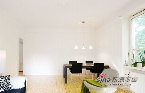 简约 二居 餐厅图片来自用户2738813661在70平小户型散发怡人芬芳79的分享