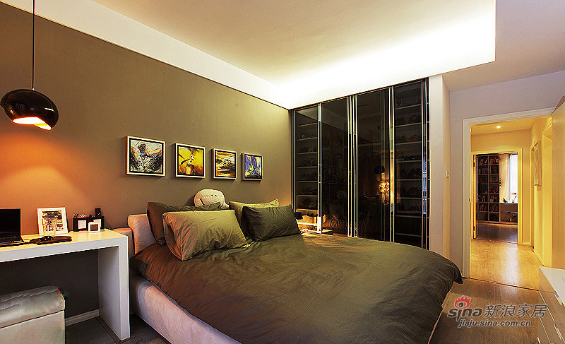 现代 三居 卧室图片来自装修微日记在【高清】9万营造140平现代舒适简约家35的分享