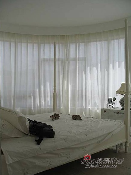 地中海 三居 卧室图片来自用户2757320995在130平蓝白地中海混搭婚房81的分享