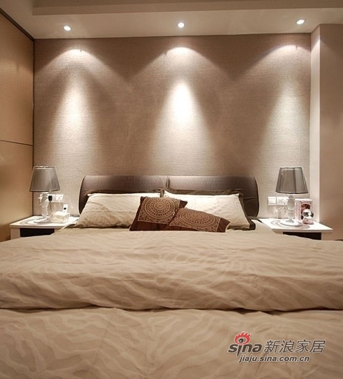 简约 一居 卧室图片来自用户2738820801在6.8万装暖暖色调现代简约3室2厅12的分享