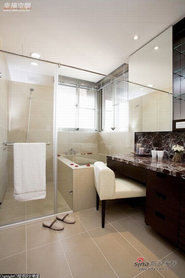 中式 跃层 卫生间图片来自幸福空间在【高清】280.5平设计师粉丝的完美宅邸61的分享