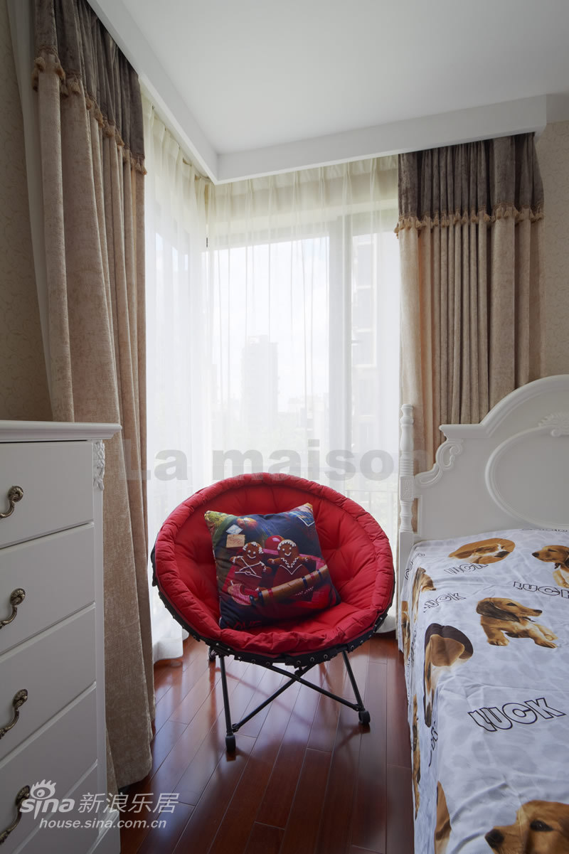 欧式 二居 客厅图片来自用户2757317061在美颂巴黎69的分享