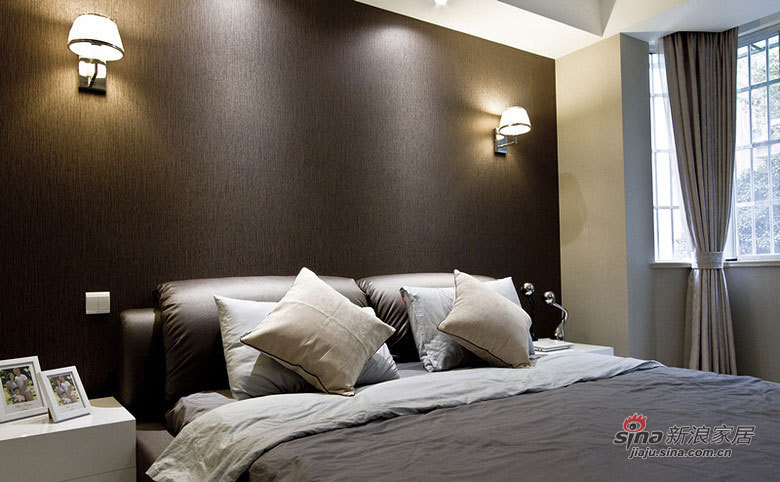 现代 卧室图片来自朗润装饰工程有限公司在82平时尚雅致现代两居的分享