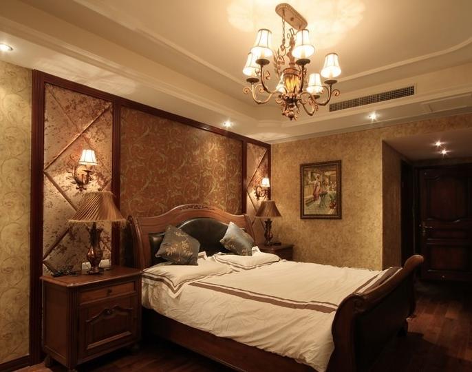美式 三居 卧室图片来自用户1907686233在实景20万装高贵典雅180平米美式温馨爱家14的分享