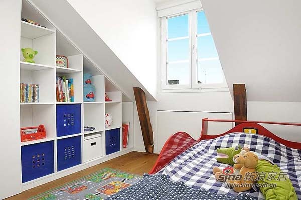 欧式 二居 儿童房图片来自用户2772856065在97平米的顶层阁楼空间设计42的分享