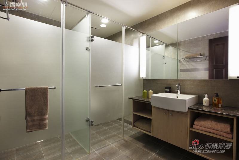 混搭 别墅 卫生间图片来自幸福空间在165P五层透天别墅 专属的自由空间28的分享