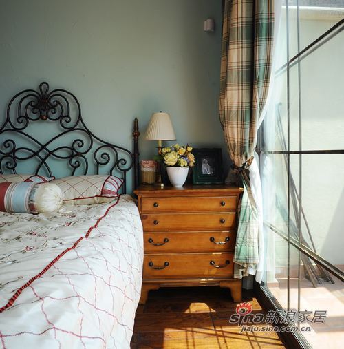 美式 别墅 卧室图片来自用户1907685403在美式乡村风格别墅案例41的分享