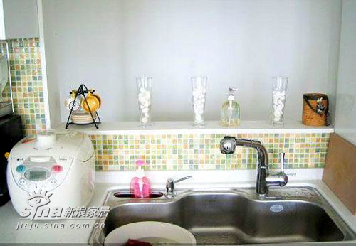 简约 别墅 厨房图片来自用户2738845145在浪漫满屋温馨韩式家居实景46的分享