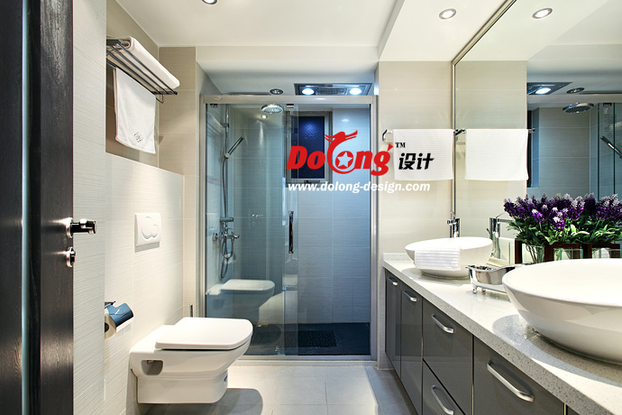 卫生间图片来自DoLong董龙设计在酷尚幻境 133平 现代奢华的分享