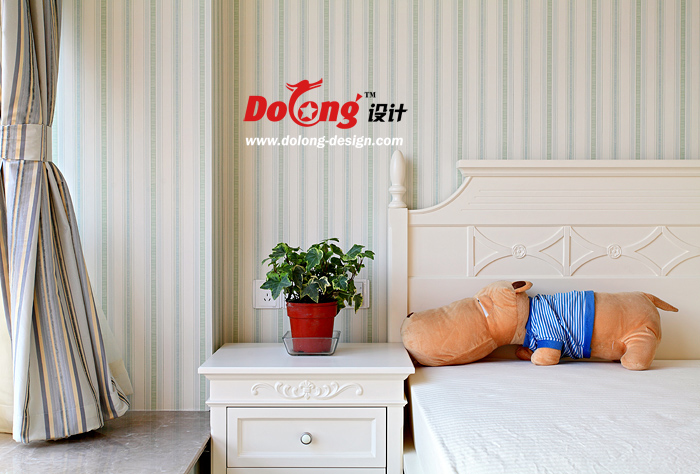 三居 奢华 现代 卧室图片来自DoLong董龙设计在乐 境 142平 现代奢华的分享