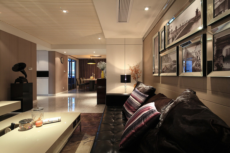 客厅图片来自家装大管家在138平时尚3居 开放式设计清雅美的分享