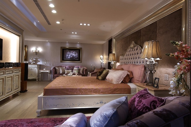 卧室图片来自合建装饰在闪耀如金 磅礡奢华的家居设计的分享