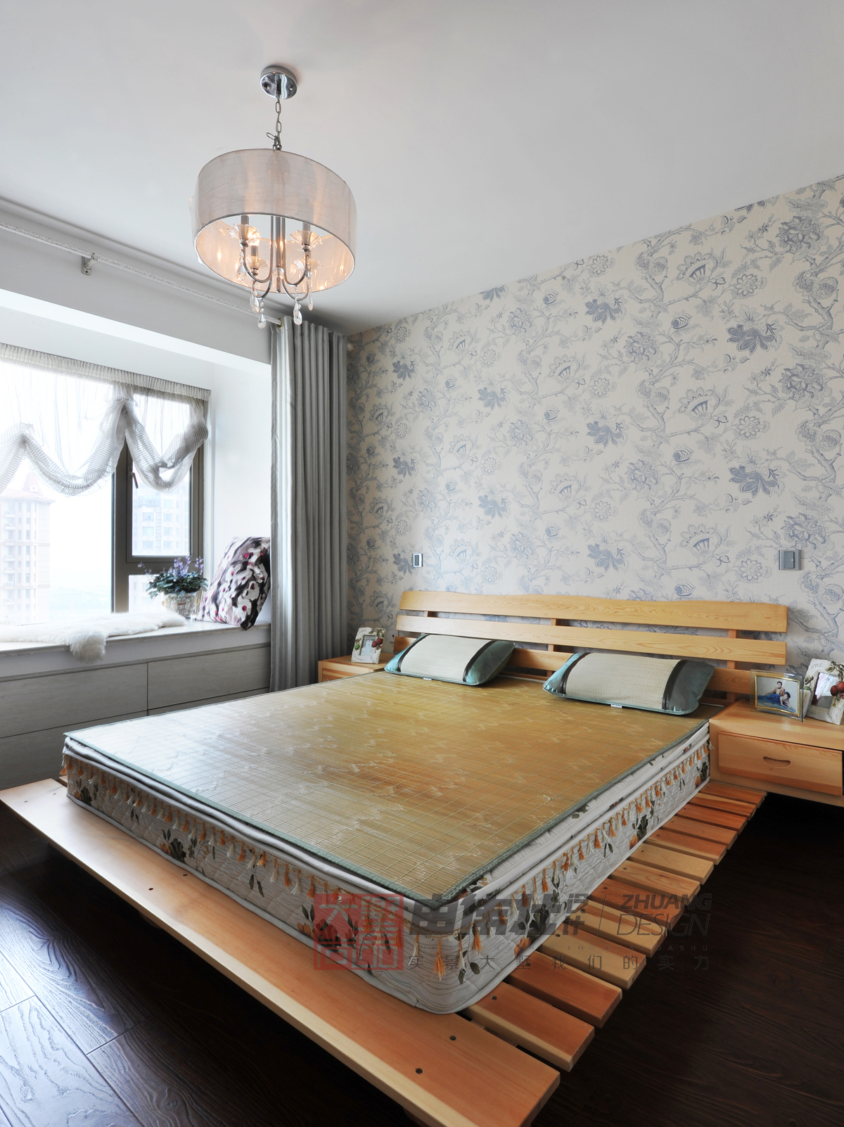 美式风格 美式混搭 实景 中南世纪城 卧室图片来自大墅尚品-由伟壮设计在『摩卡』-美式混搭的分享