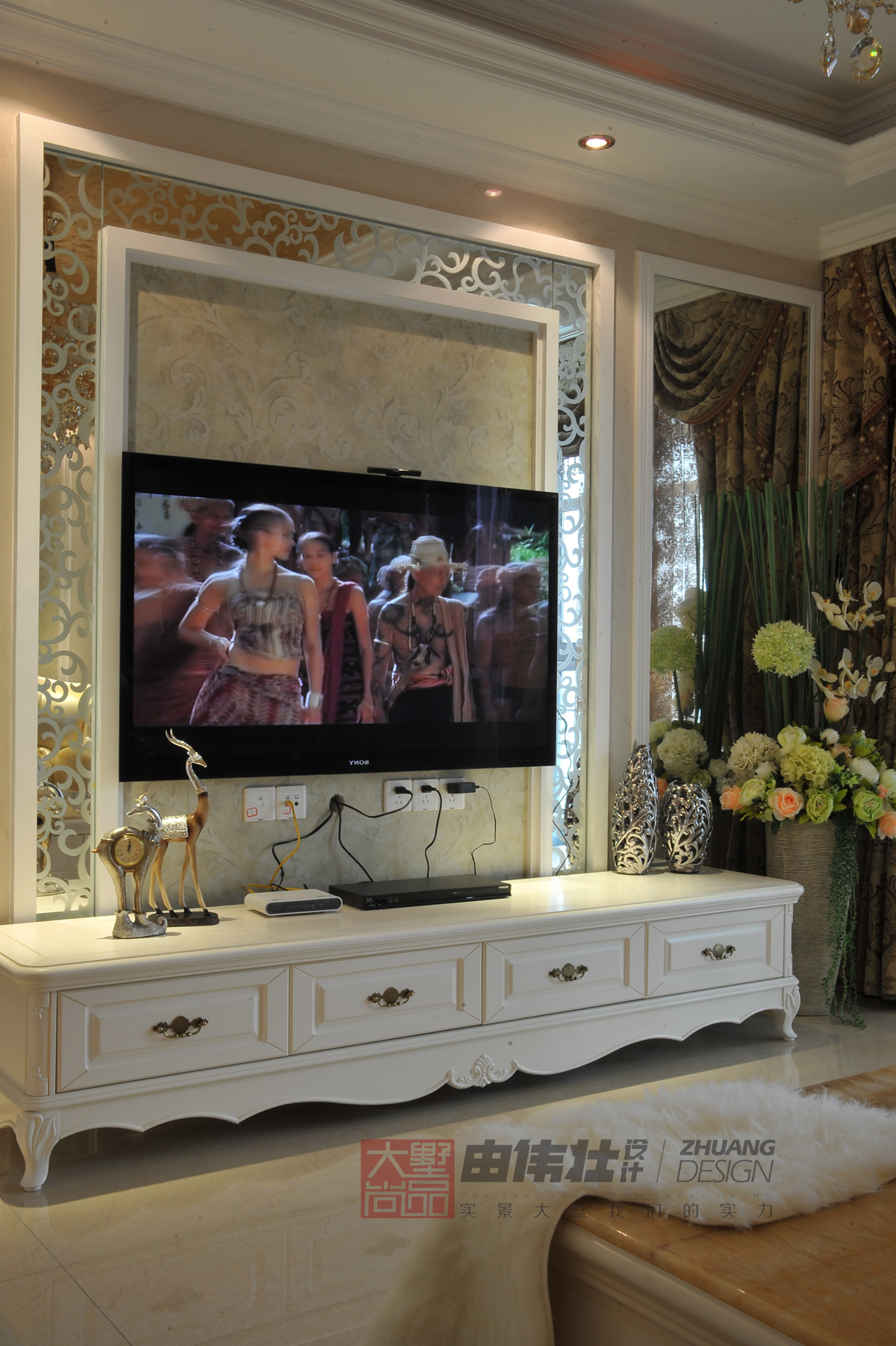 欧式 实景 雪弗板 大理石 客厅图片来自大墅尚品-由伟壮设计在『雅·致』-欧式风格的分享