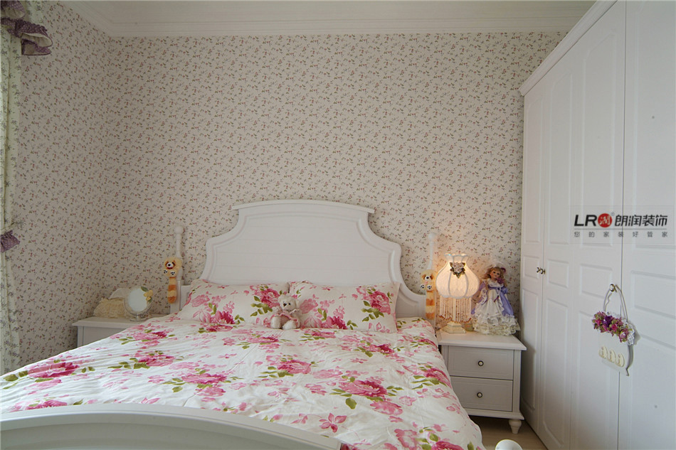 卧室图片来自朗润装饰工程有限公司在小房子的大梦想的分享