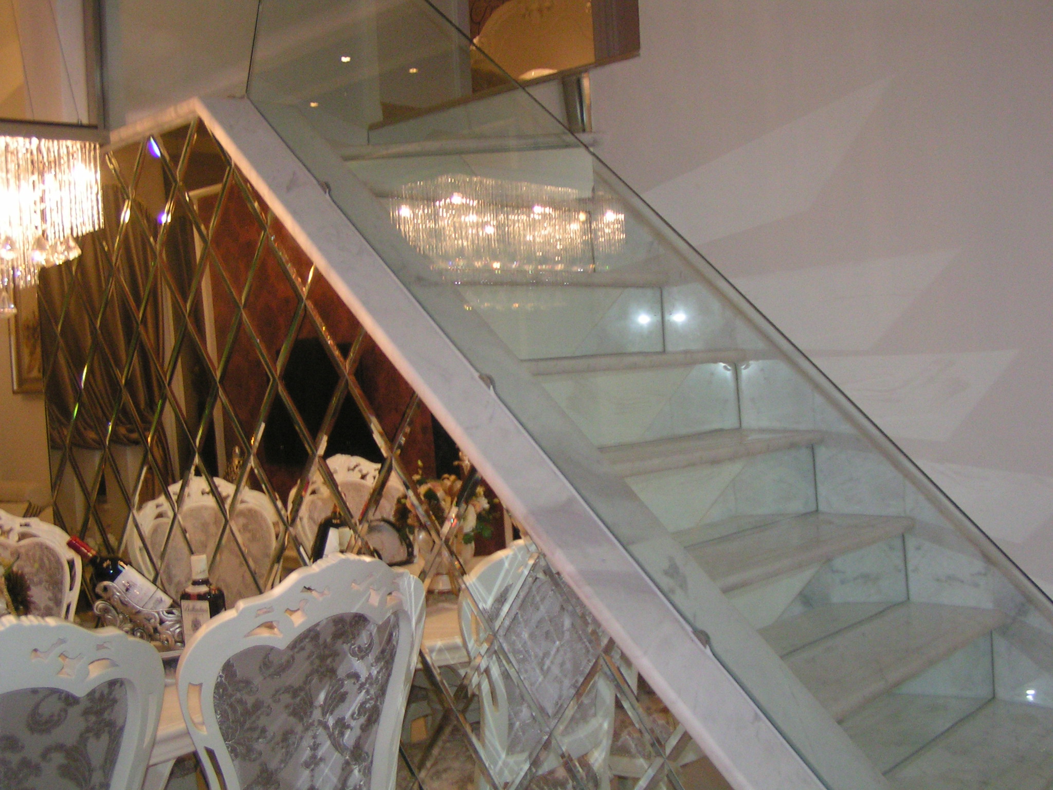 欧式 二居 白领 小资 80后 楼梯图片来自实创装饰百灵在上上城二季90平米两居实景图的分享