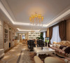 设计理念：简欧客厅顶部喜用大型灯池，并用华丽的枝形吊灯营造气氛。