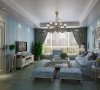 客厅：以蓝色加深蓝图案让沙发在空间内独具一格，以条形地毯为辅，让客厅增添大气之感