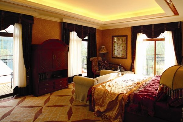 卧室图片来自香港古兰装饰-成都在纯正欧式时尚，尽显奢华的分享