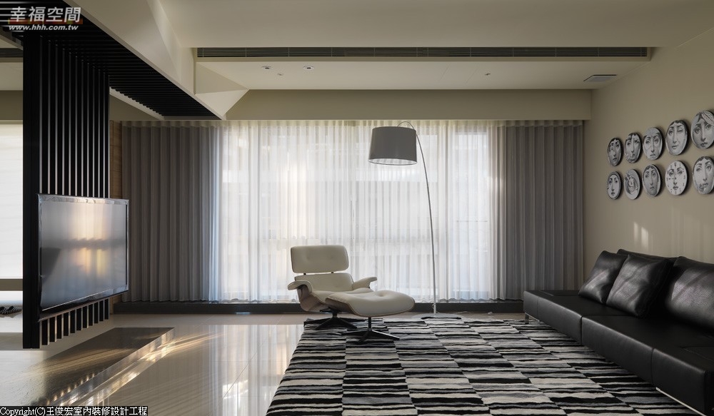 简约 木地板 白领 现代 高帅富 舒适 婚房 客厅图片来自幸福空间在198 m²洞悉前卫回归简约自然的分享