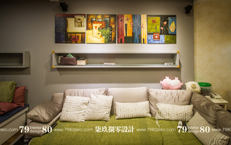 七九八零 现代简约 旧房改造 柒玖捌零 loft设计 客厅图片来自179008681在默认专辑的分享