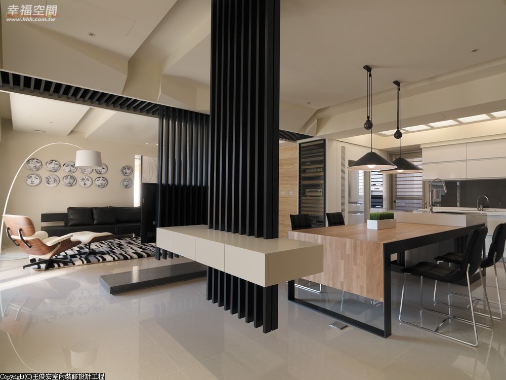 简约 木地板 白领 现代 高帅富 舒适 婚房 餐厅图片来自幸福空间在198 m²洞悉前卫回归简约自然的分享