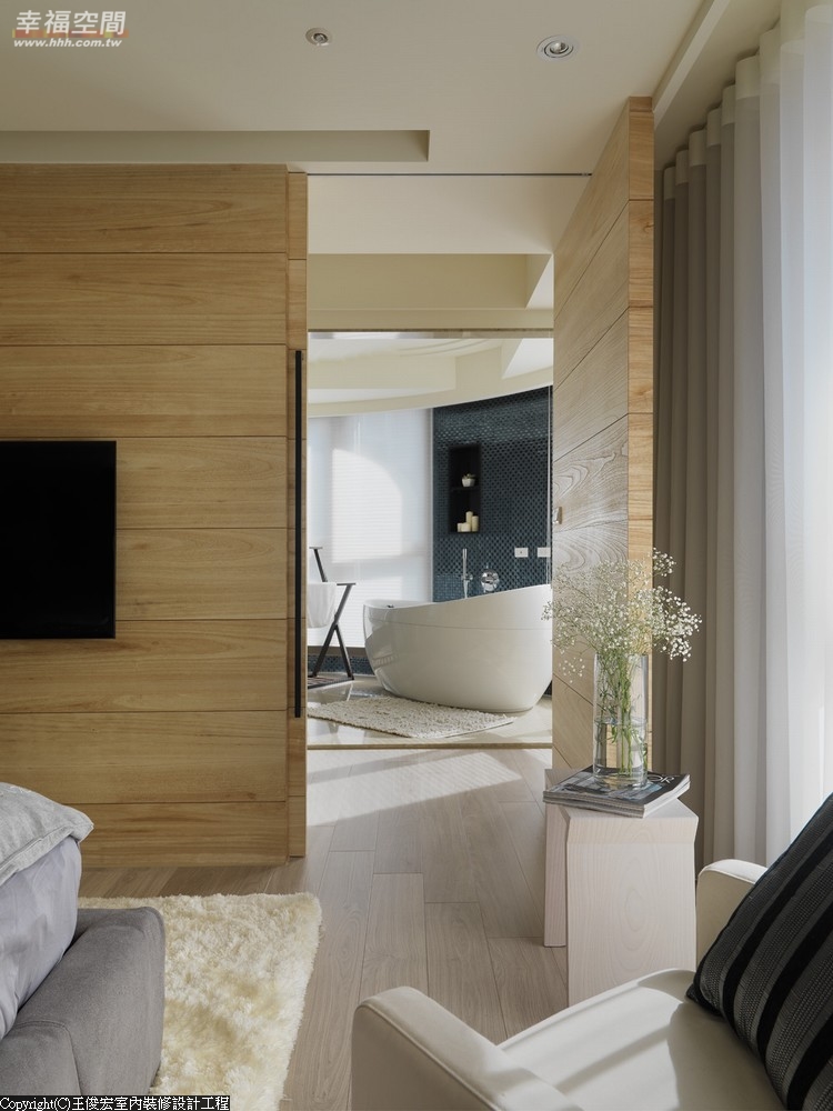 简约 木地板 白领 现代 高帅富 舒适 婚房 卫生间图片来自幸福空间在198 m²洞悉前卫回归简约自然的分享
