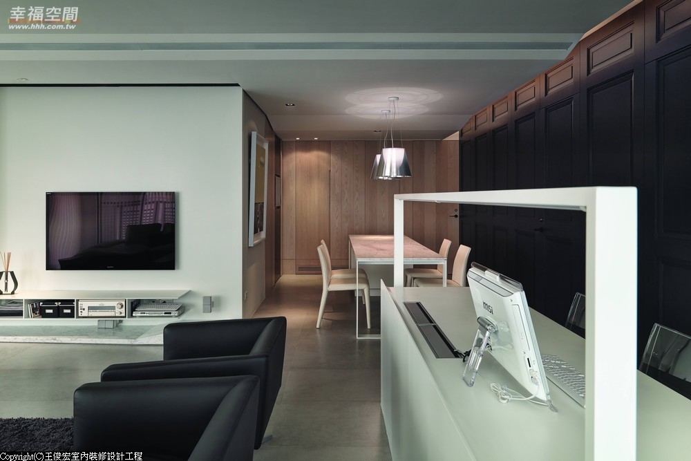 现代 简约 白领 高帅富 三居 餐厅图片来自幸福空间在132m²簡約純粹的低调华丽的分享