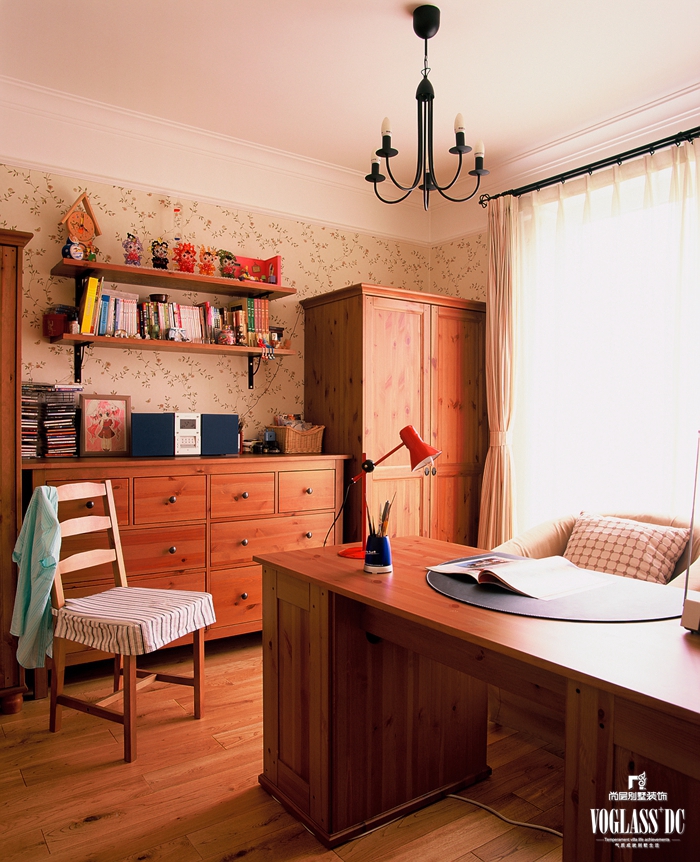 别墅 装修设计 装修风格 中海安德鲁 卧室图片来自尚层装饰张迪在欧美风情 -385平米别墅的分享