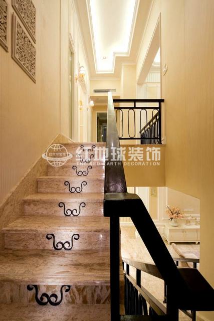 楼梯图片来自徐州红地球装饰在徐州红地球装饰--后现代的分享