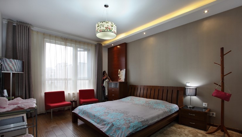 卧室图片来自家装大管家在营造时尚休闲 140平现代中式居的分享
