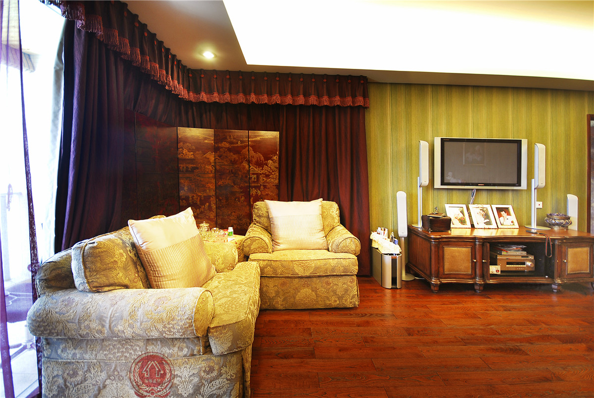 别墅 东南亚 客厅图片来自装修小管家在情迷印加的分享